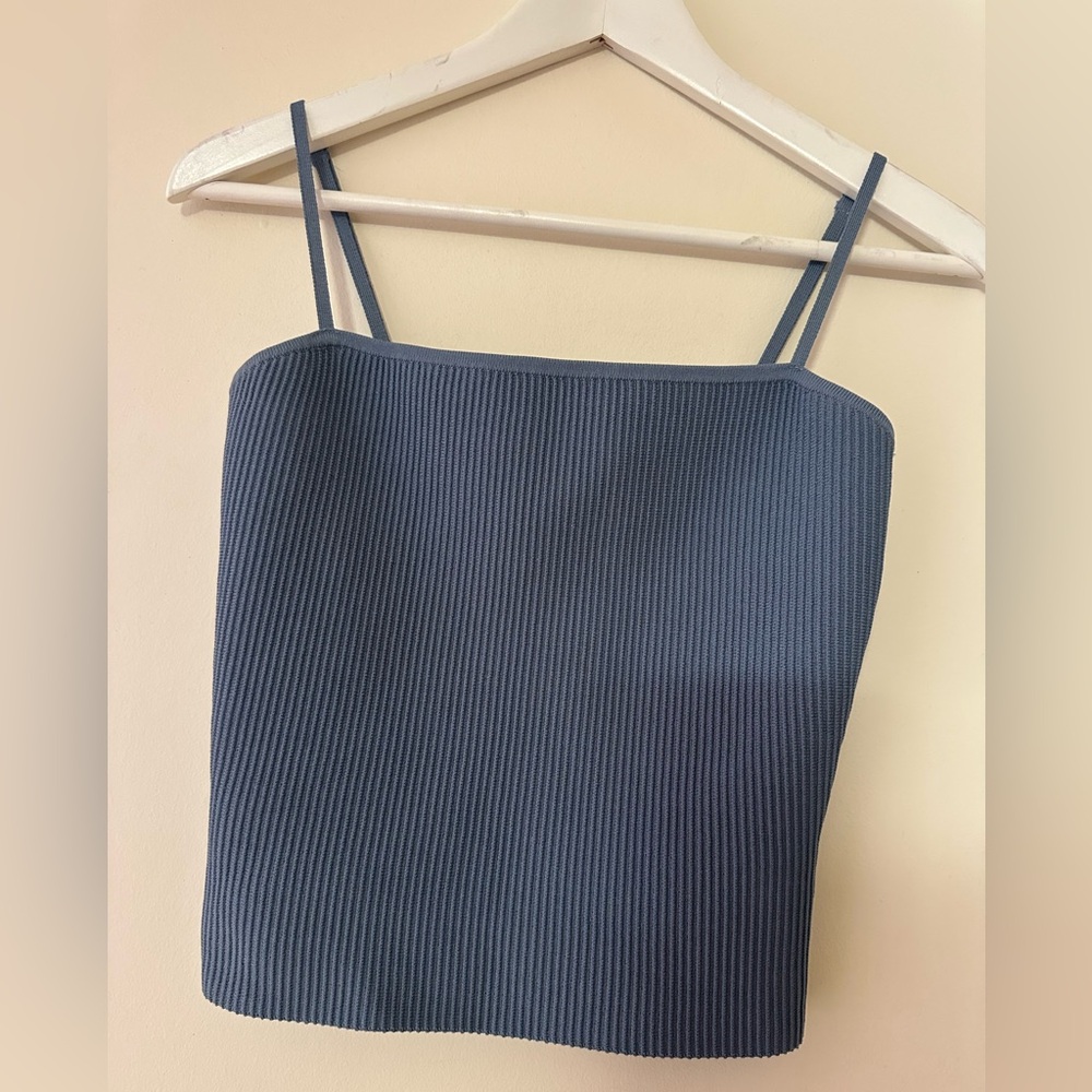 Babaton Contour Ribbed Cami – Size S - Picture 2 of 7